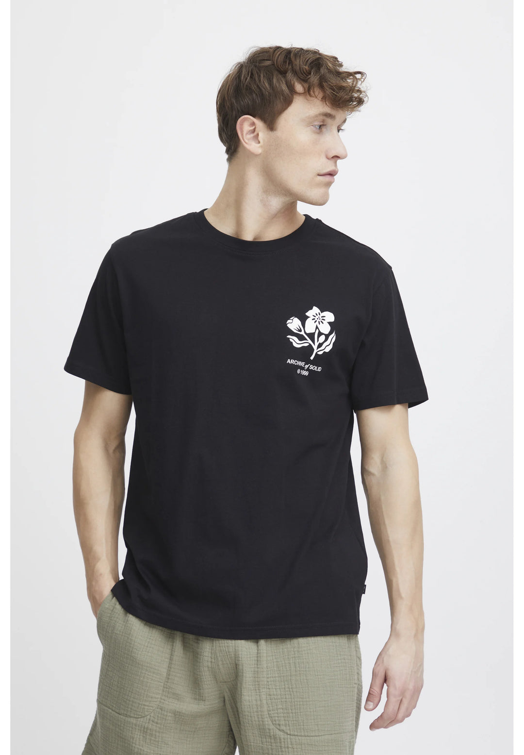 Solid Fulton T-shirt in black