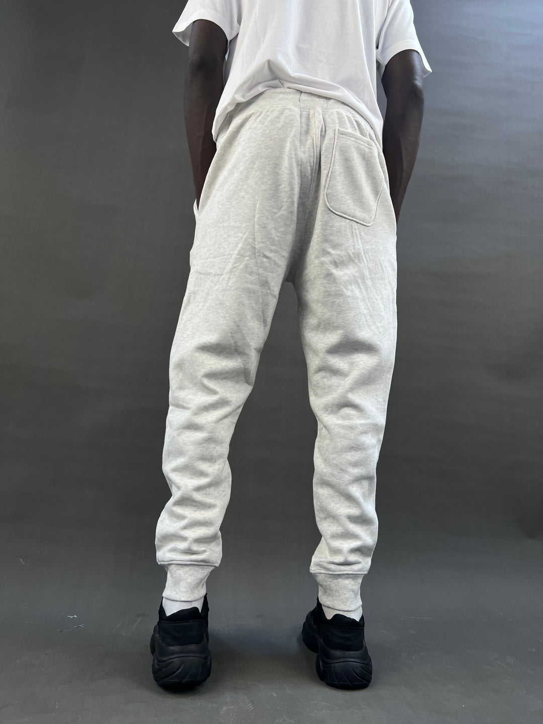 Old navy jogger pants in grey