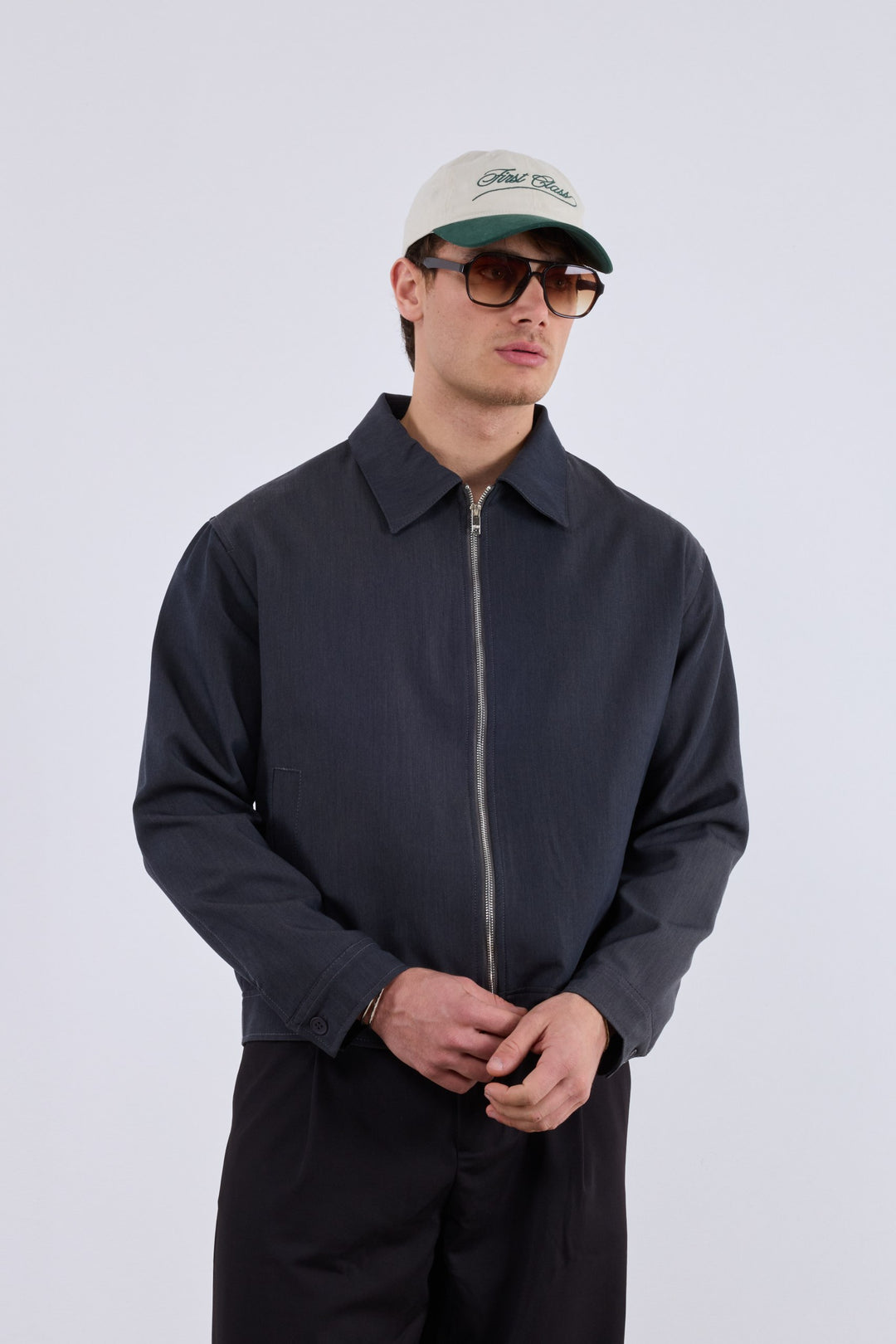 2512 Zip Along Jacket in Grey