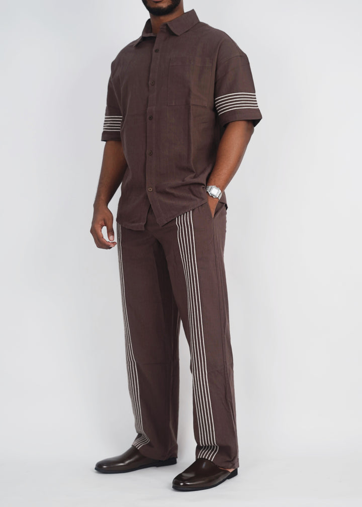 Vamos Short Sleeve Set in Brown