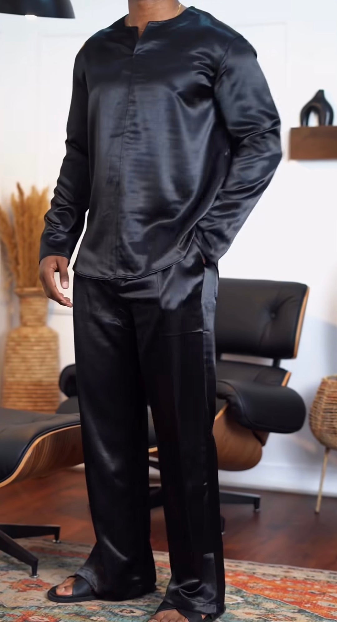 Garm Island Leisure Set in Black