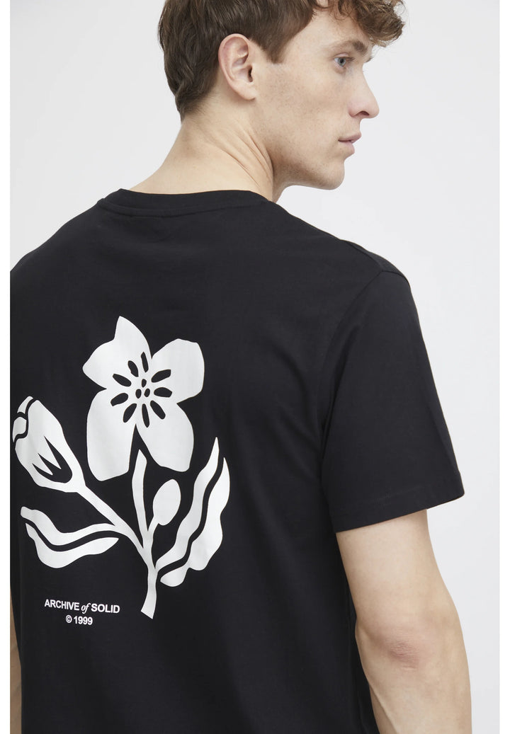 Solid Fulton T-shirt in black