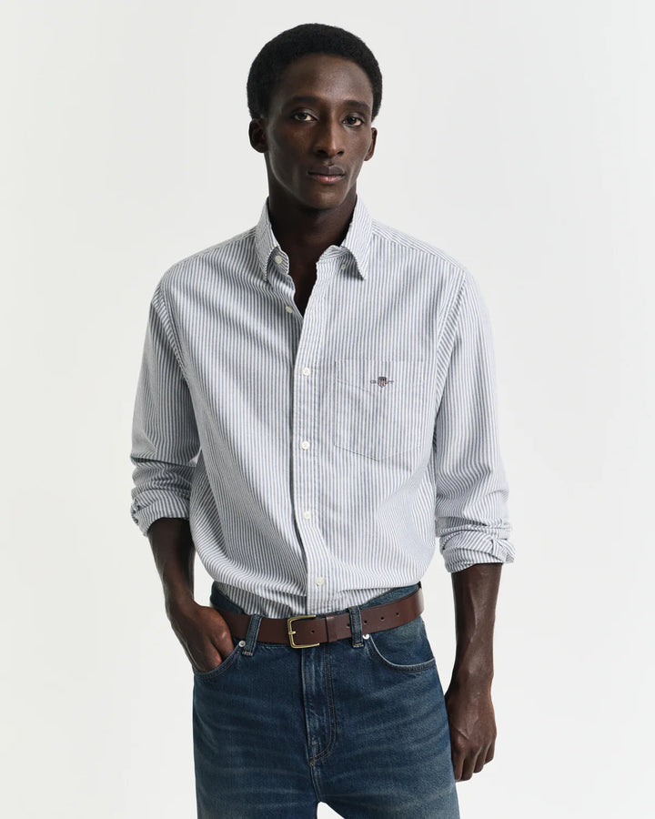 GANT Regular Fit Banker Stripe Classic Oxford Shirt in Navy blue