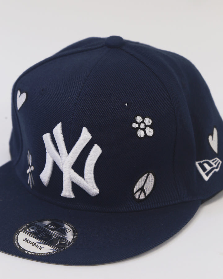 New York Embroidered Snapback in Navy