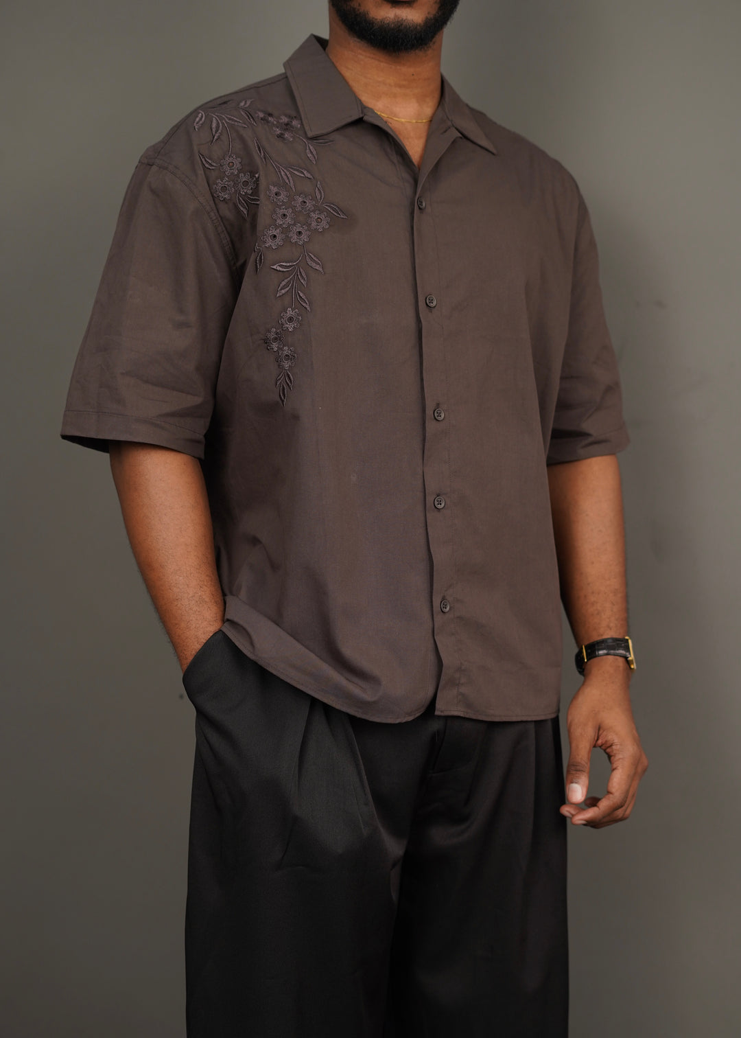 2512 Detail Shirt in brown