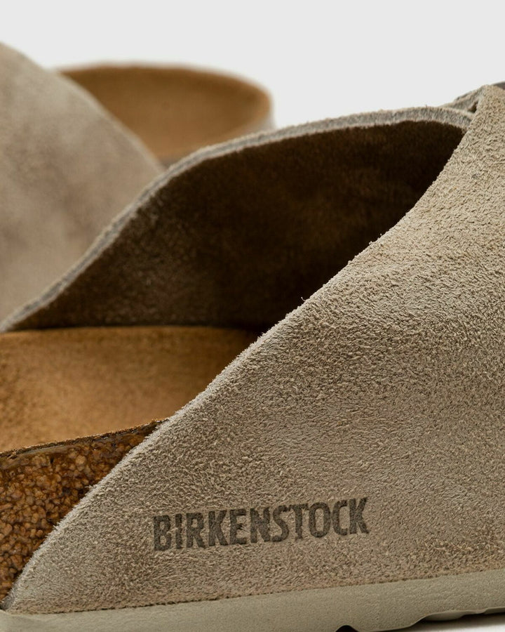 Birkenstock Kyoto Slide Sandals in Light brown