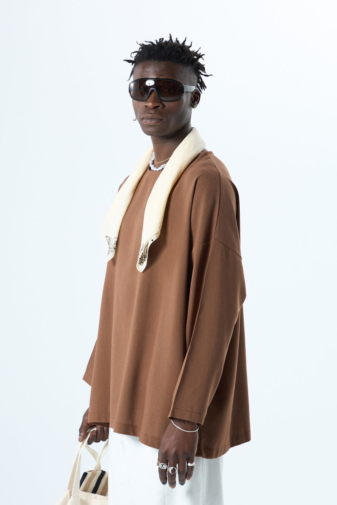 Vamos Oversized Linen Poor Arm T-shirt in Brown