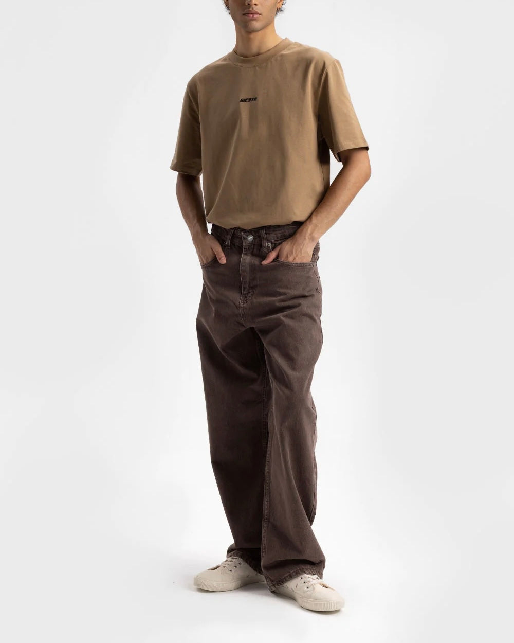 Giesto Washed Baggy Jeans in Brown