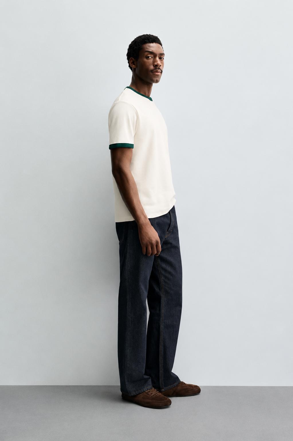 Vamos Contrast Collar Oversized T-shirt in White