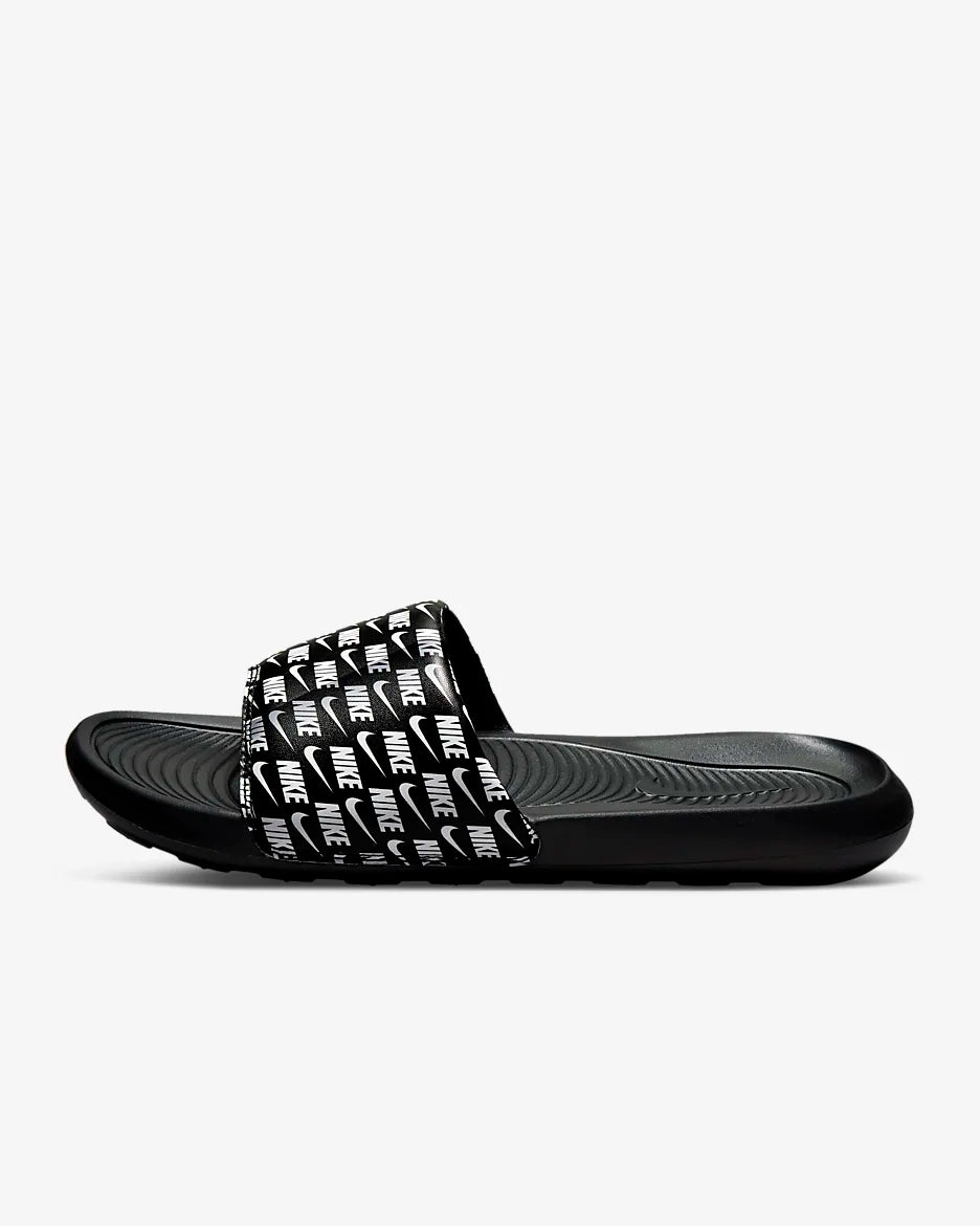 NIKE VICTORI ONE MEN'S PRINTED SLIDES | BLACK & WHITE