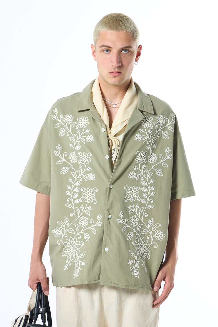 VAMOS FLORAL EMBROIDERED OVERSIZE SHORT SLEEVE LINEN SHIRT GREEN