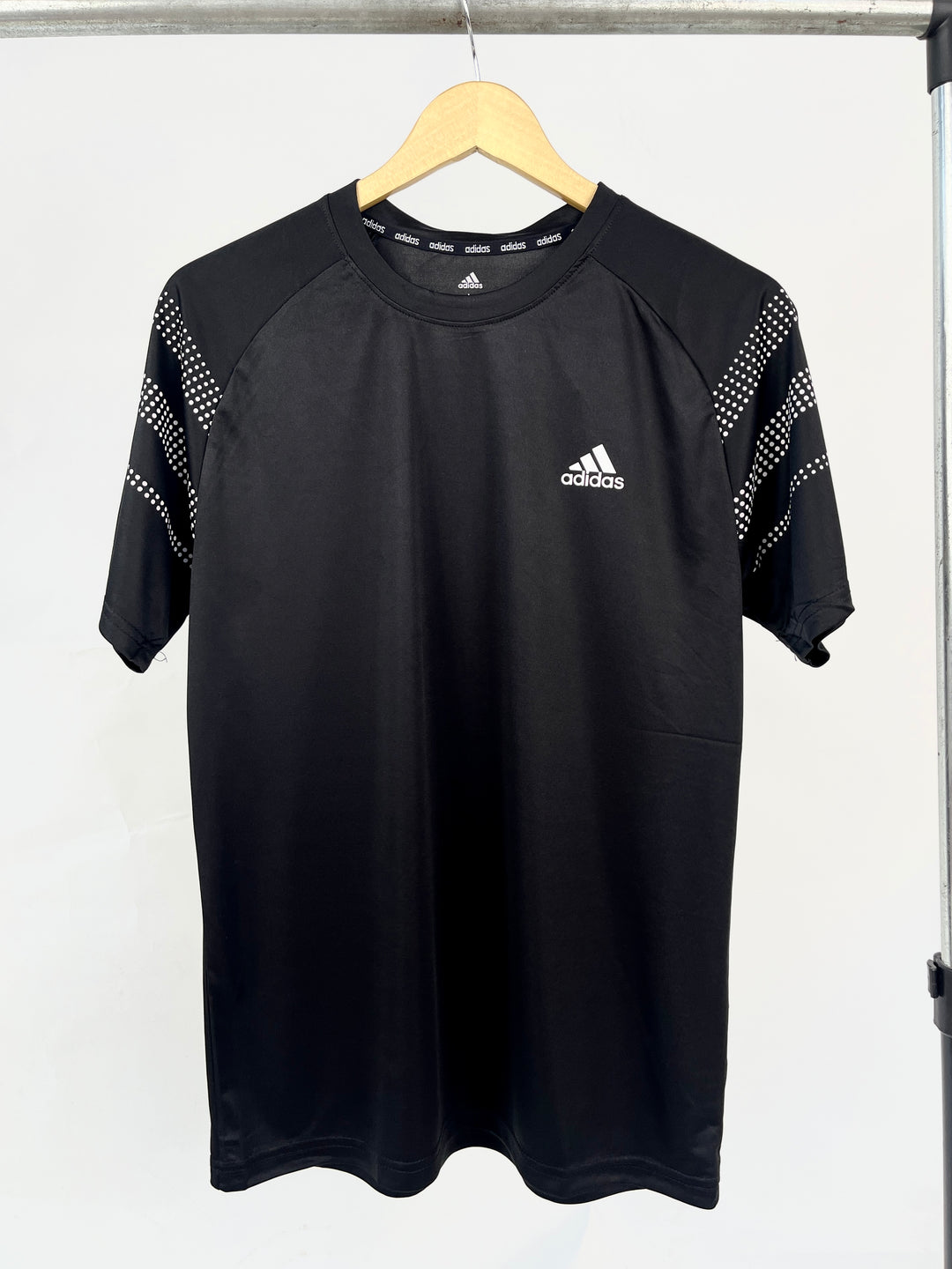 Adidas dotted sleeve stripe logo sports t-shirt in black