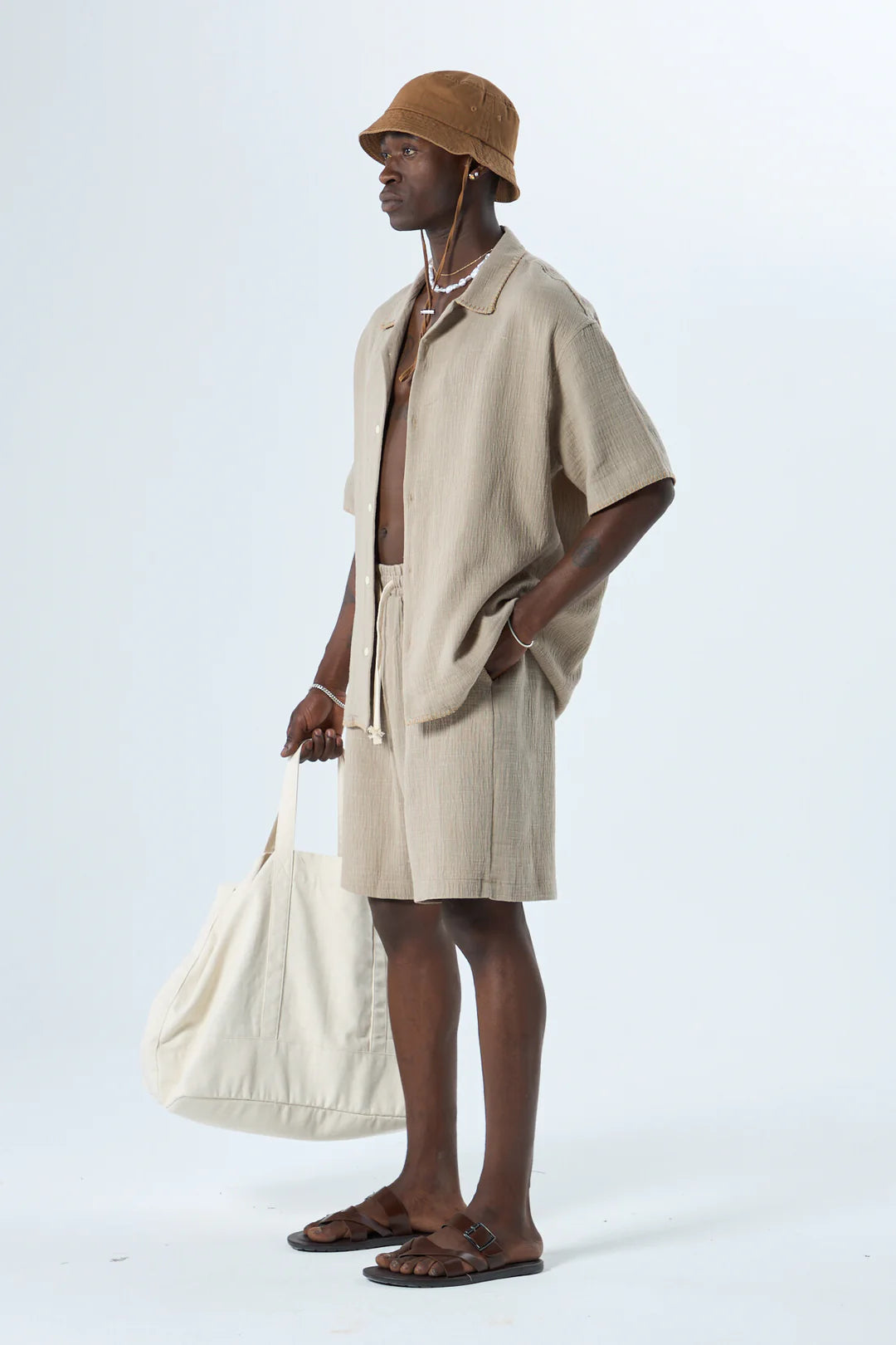 GARM ISLAND SEWING DETAILED OVERSIZE MUSLIN LINEN SHORTS SET KHAKI