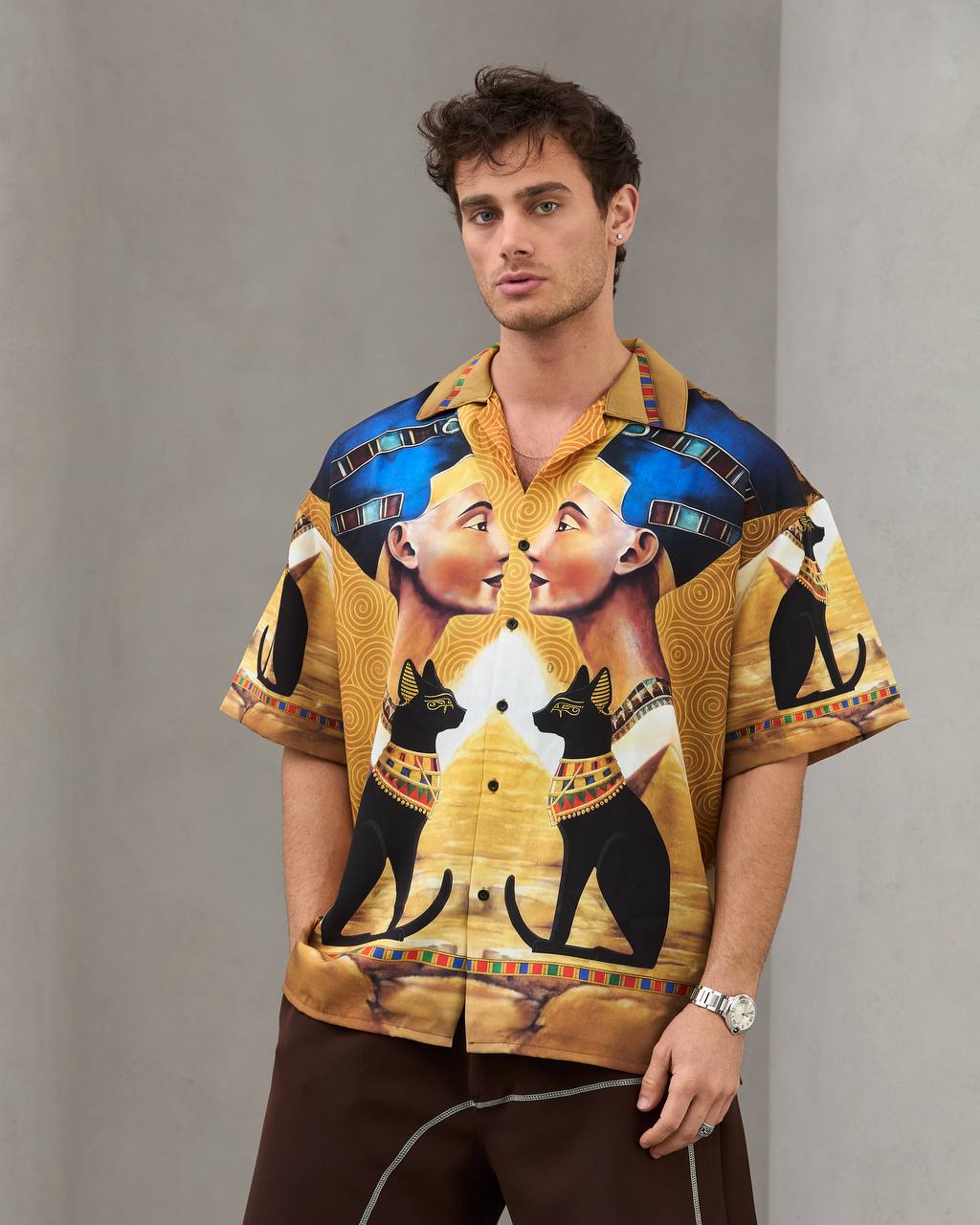 2morrow Cleopatra shirt