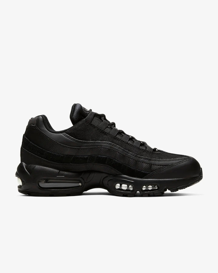 Nike Air Max 95 TT Trainers in black