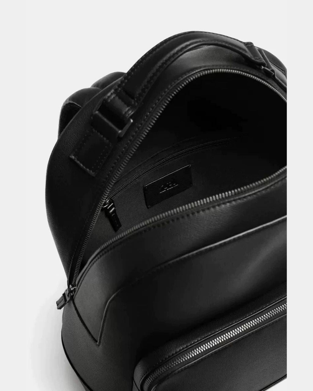 Zara Travel Rucksack in Black