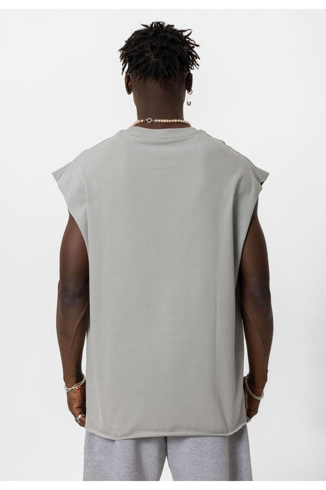 Vamos Oversized Sleeveless T-shirt in Grey