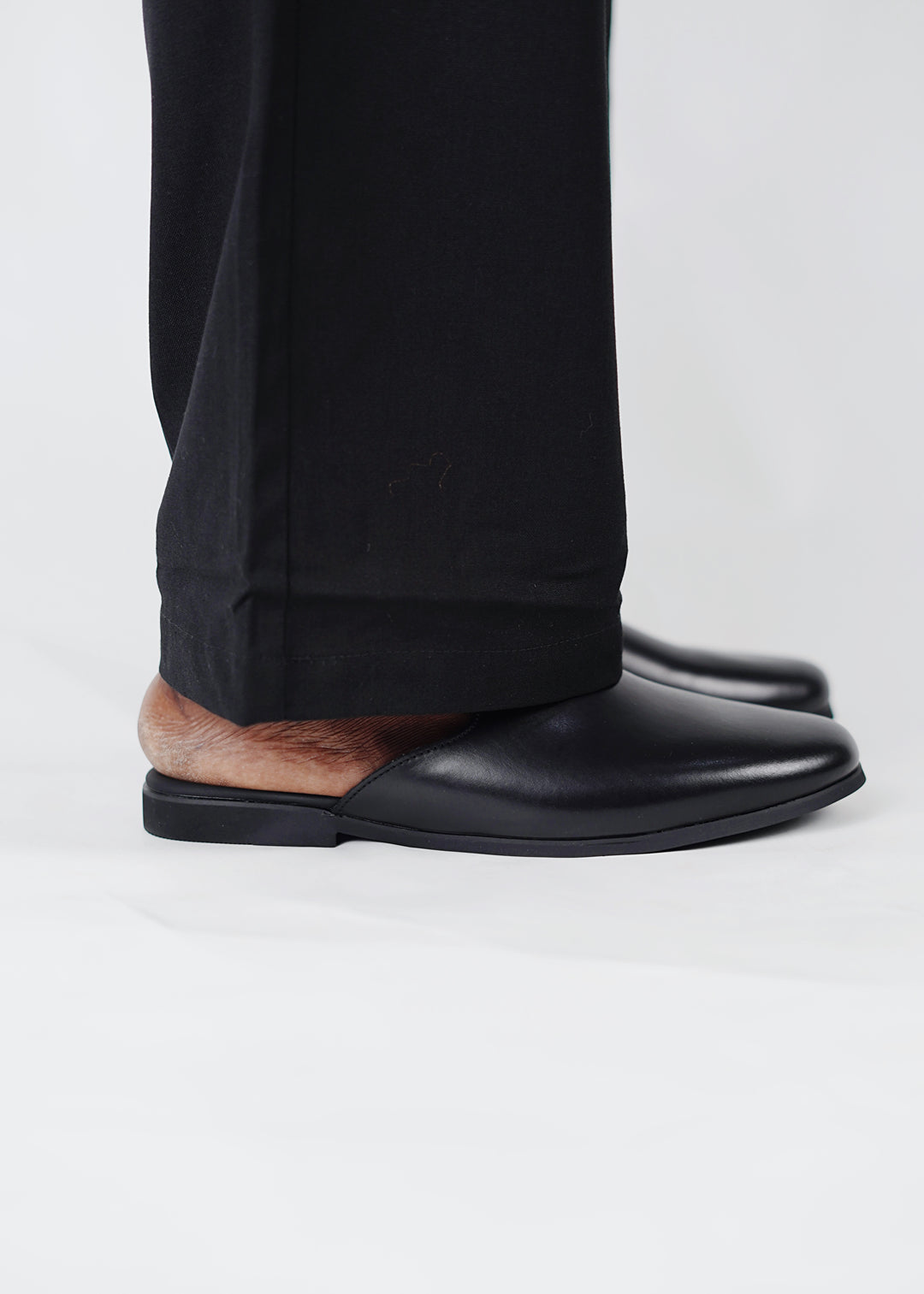 Garm Island Leather Mules in Black