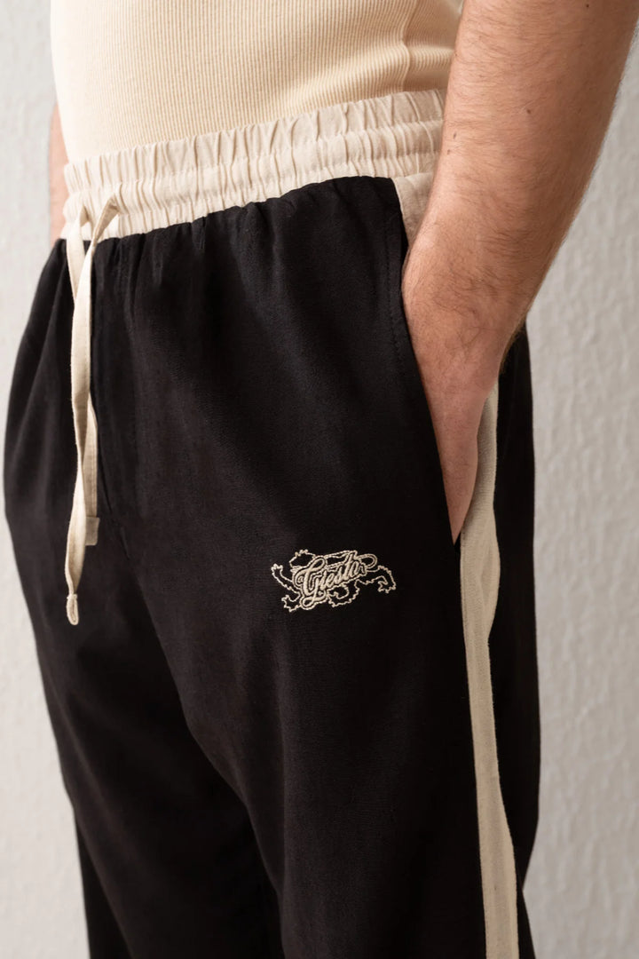 Giesto Embroidered Double Toned Linen Pants in Black