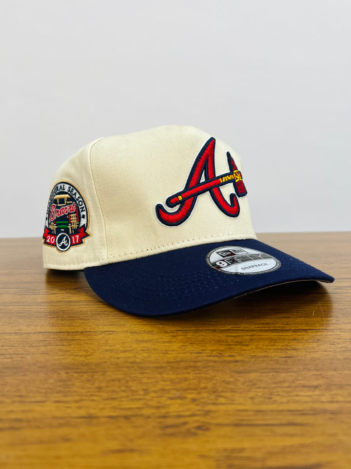 Atlanta Braves MLB Snapback in beige/blue
