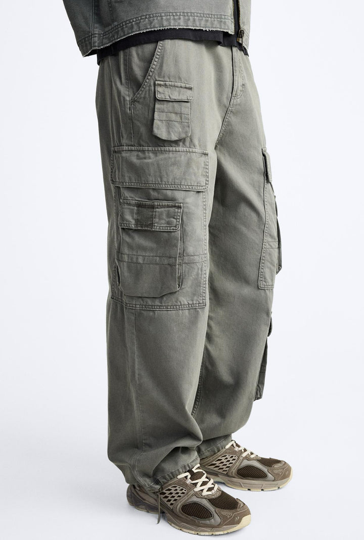 ZARA CARGO TROUSERS WITH POCKETS