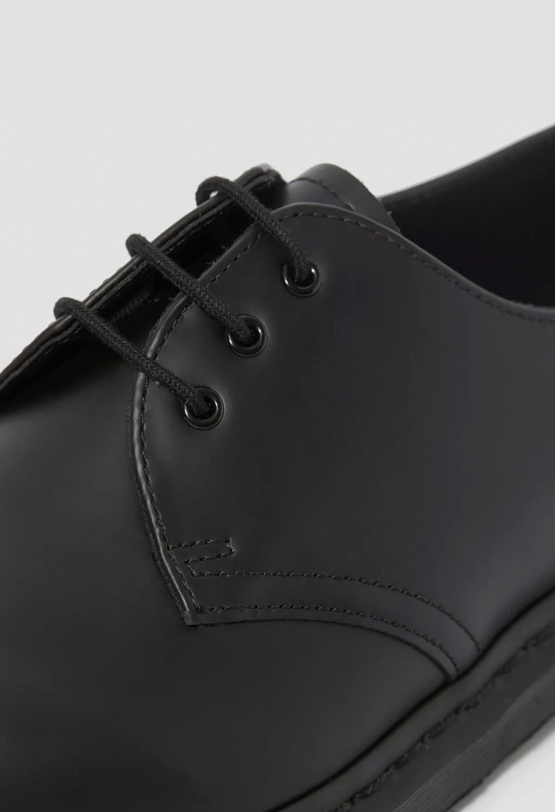 Dr Martens original 3-eye shoes in black