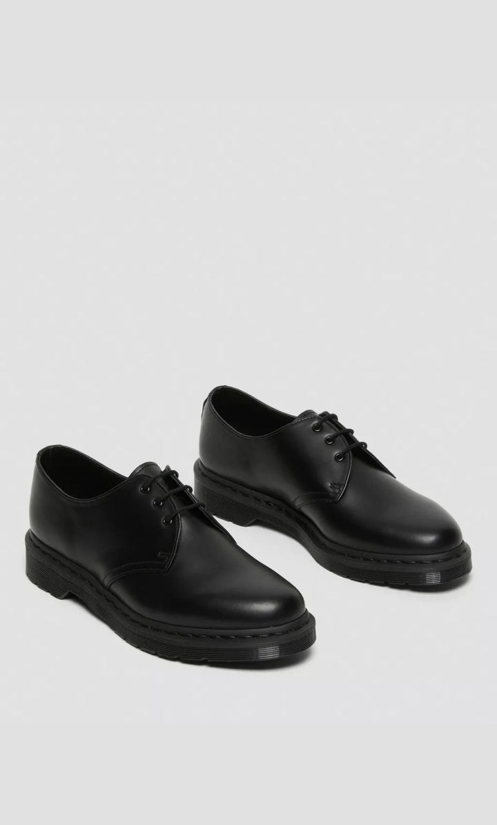 Dr Martens original 3-eye shoes in black