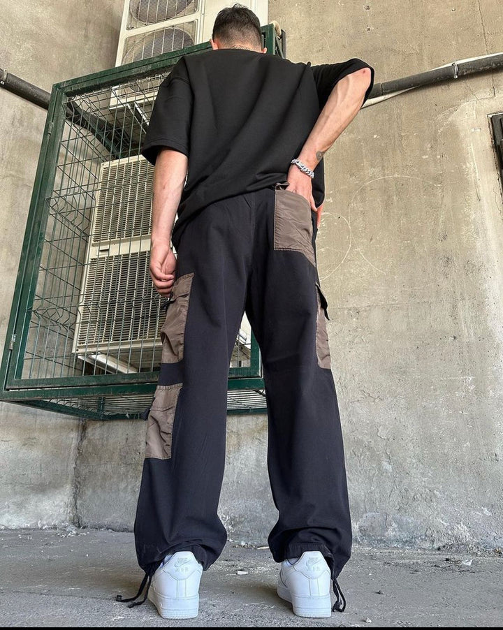 Difransel Multi Pocket cargo pants in black