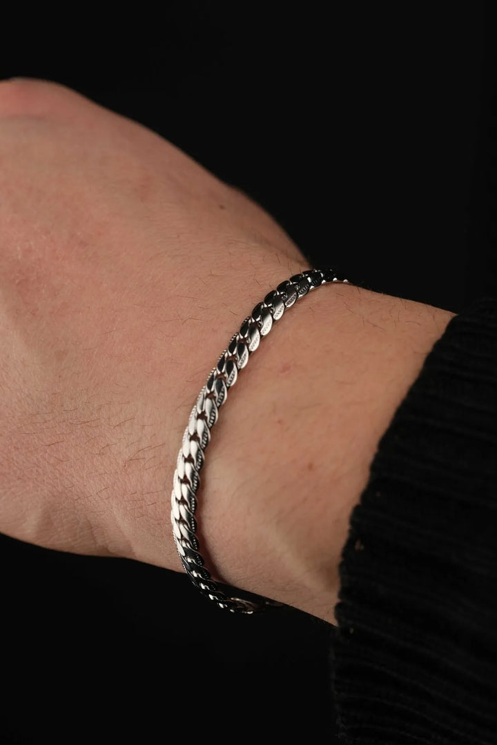 Luna twist bracelet