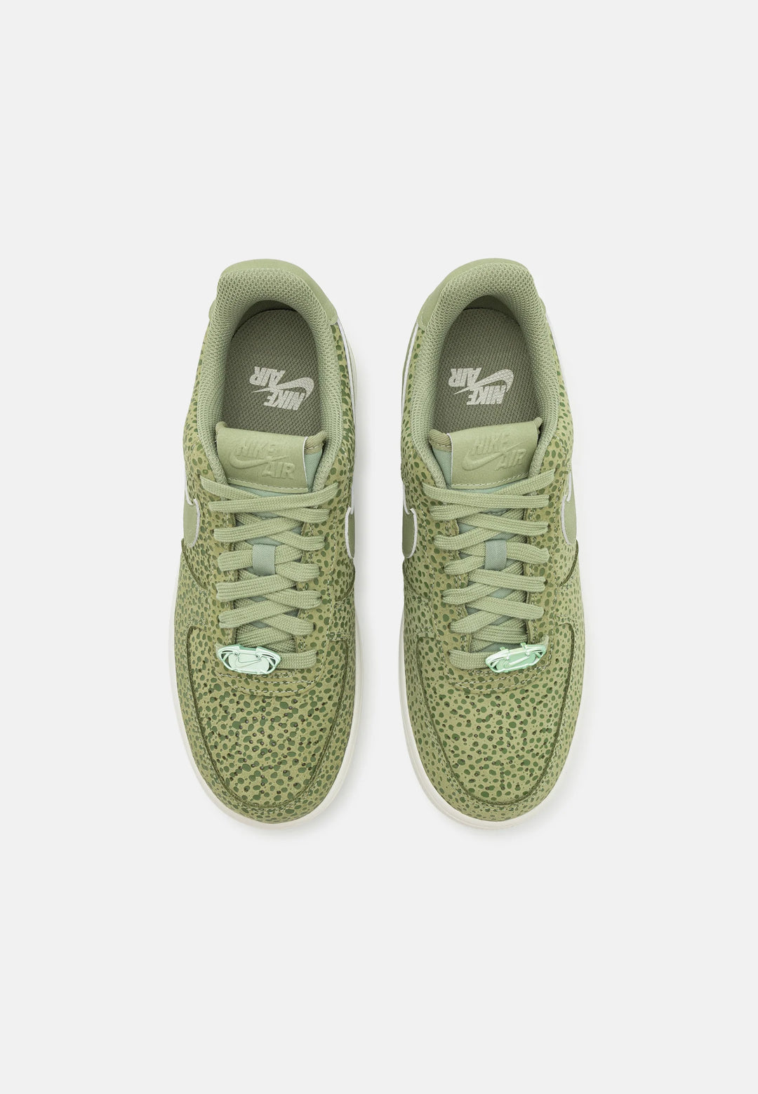 Nike Air Force 1 07 PRM Trainers in green