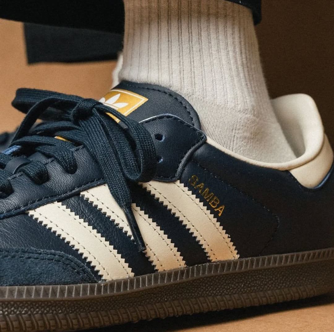 Adidas OG Samba Classic Trainers in Navy