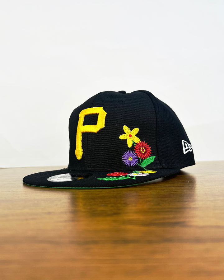 Pittsburgh Embroidered New Era Snapback in black