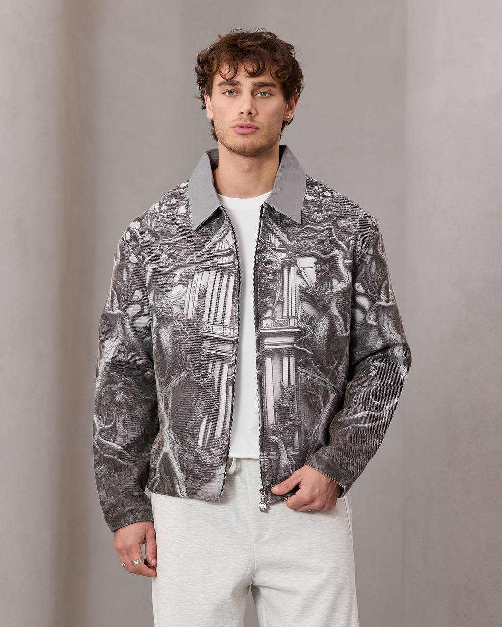 2morrow Graphic Jacket in Ash