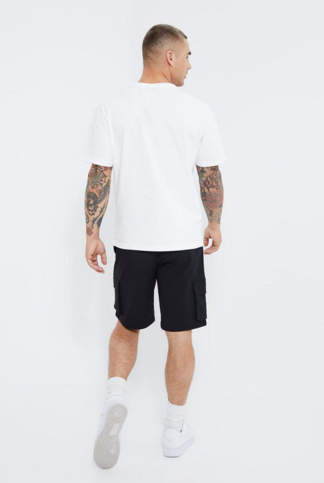 BOOHOOMAN Elastic Relaxed Cargo Stretch Short - black