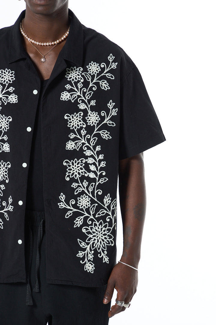 VAMOS FLORAL EMBROIDERED OVERSIZE SHORT SLEEVE LINEN SHIRT BLACK