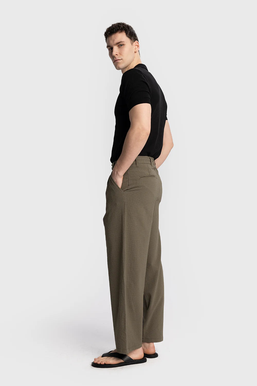 Giesto Gofre roped trousers in khaki