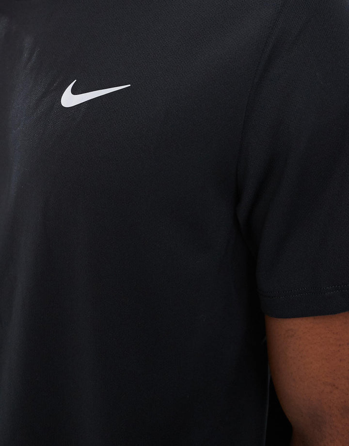 Nike Miler T-shirt in black