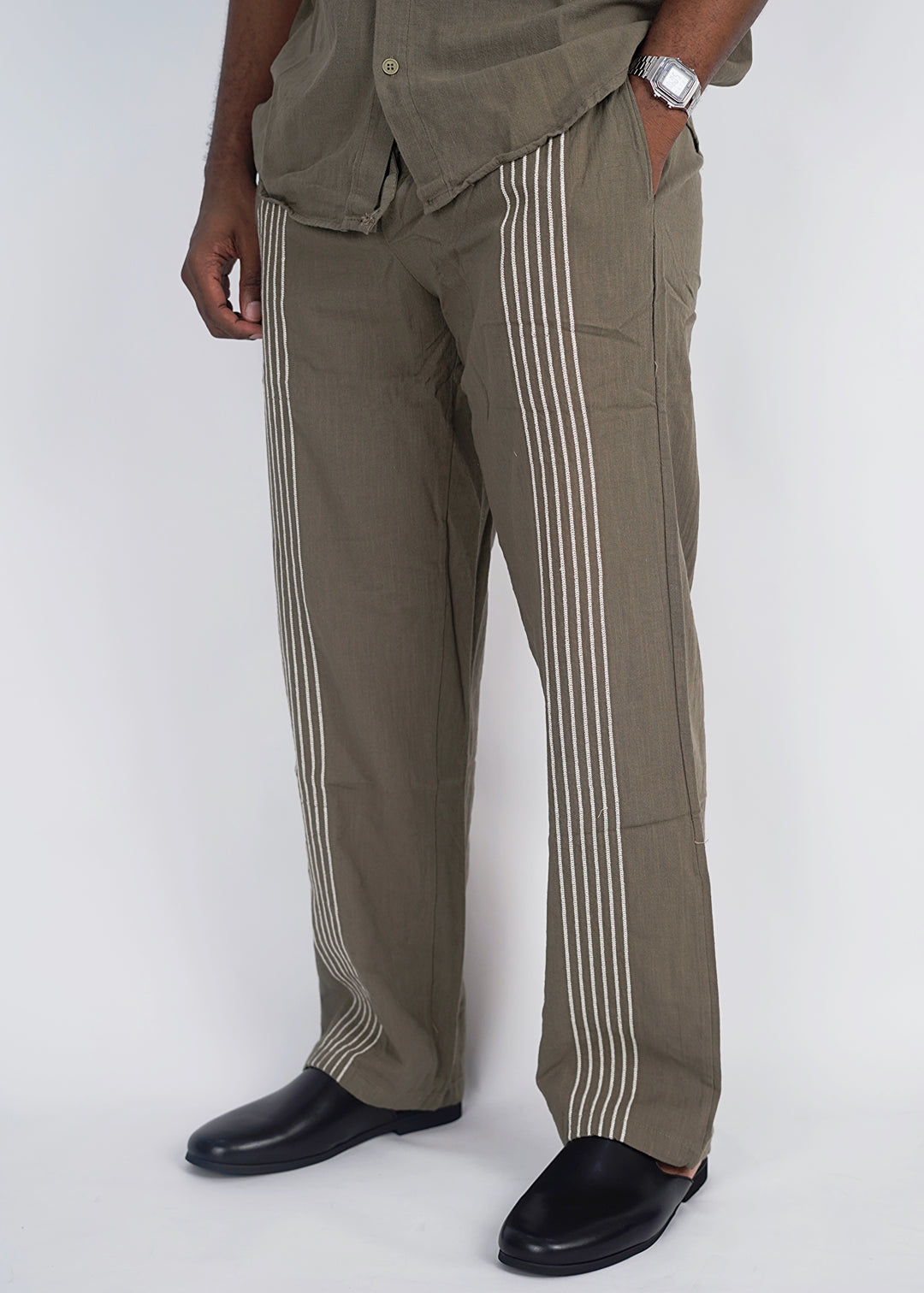 Vamos Short Sleeve Set in Khaki