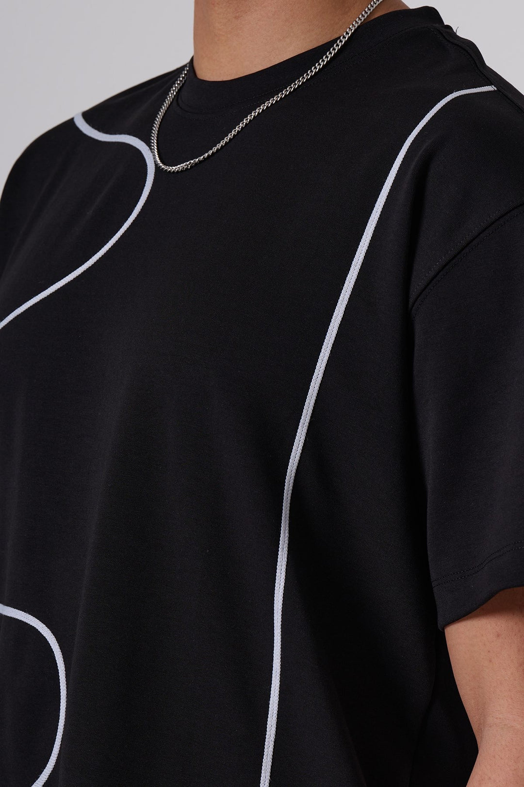 2512 t-shirt with constrast drawing in Black