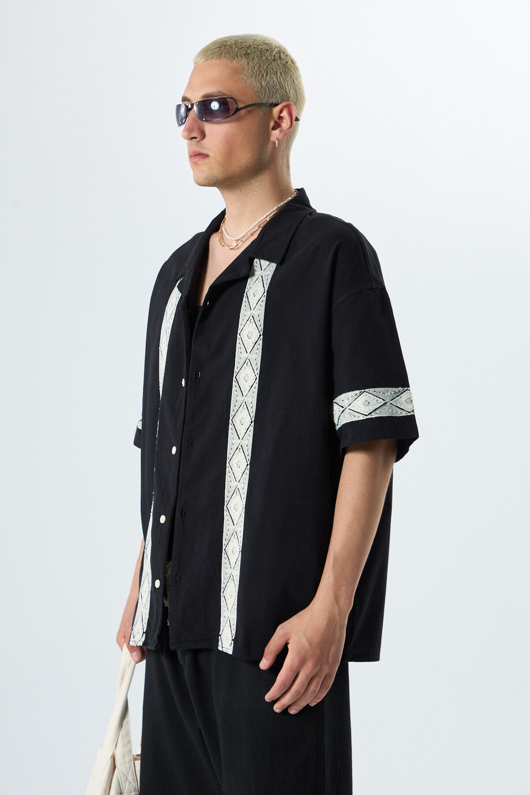 Vamos Embroidered Detailed Oversized Linen Shirt in Black