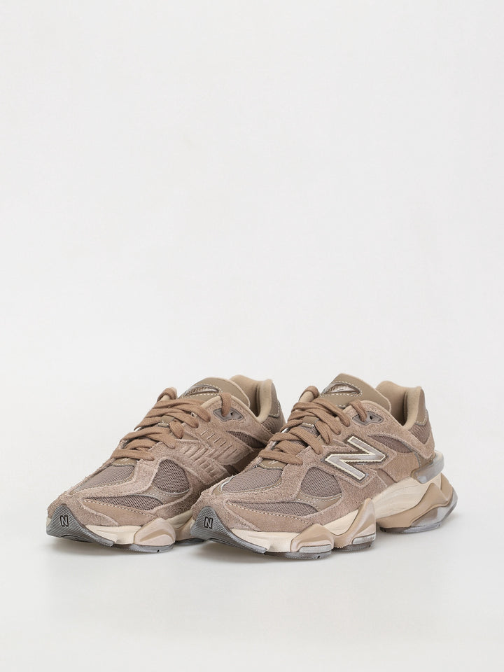 New Balance 9060 Trainers in Mushroom