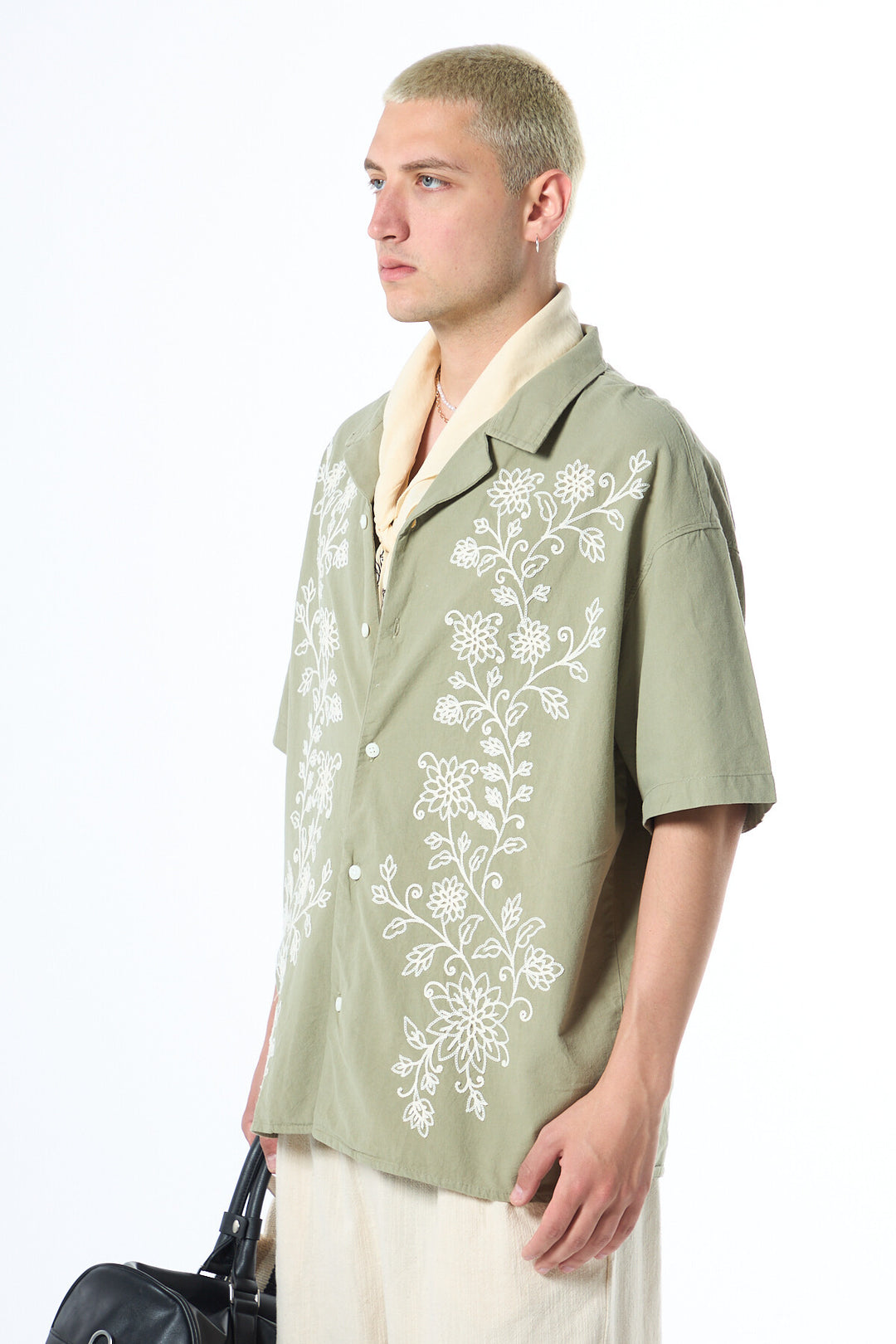 VAMOS FLORAL EMBROIDERED OVERSIZE SHORT SLEEVE LINEN SHIRT GREEN