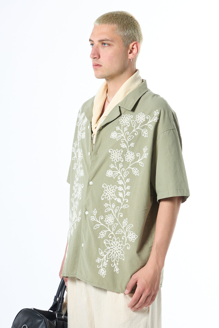 VAMOS FLORAL EMBROIDERED OVERSIZE SHORT SLEEVE LINEN SHIRT GREEN