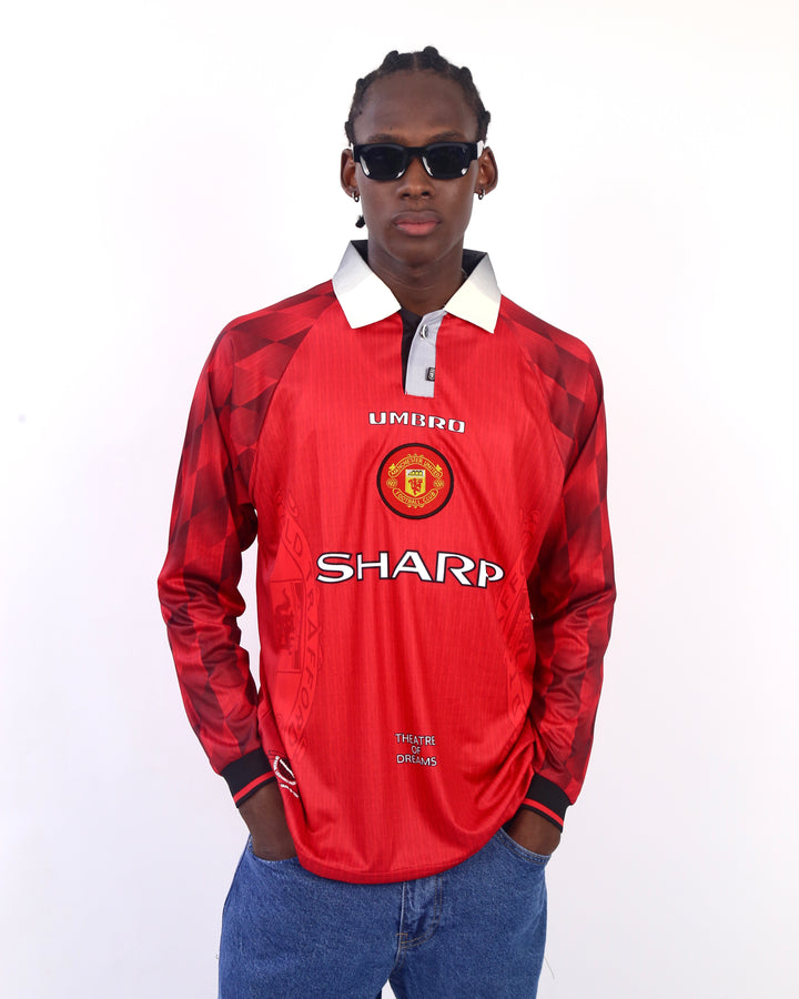 Manchester United 1996 Longsleeve Home Retro Jersey in red