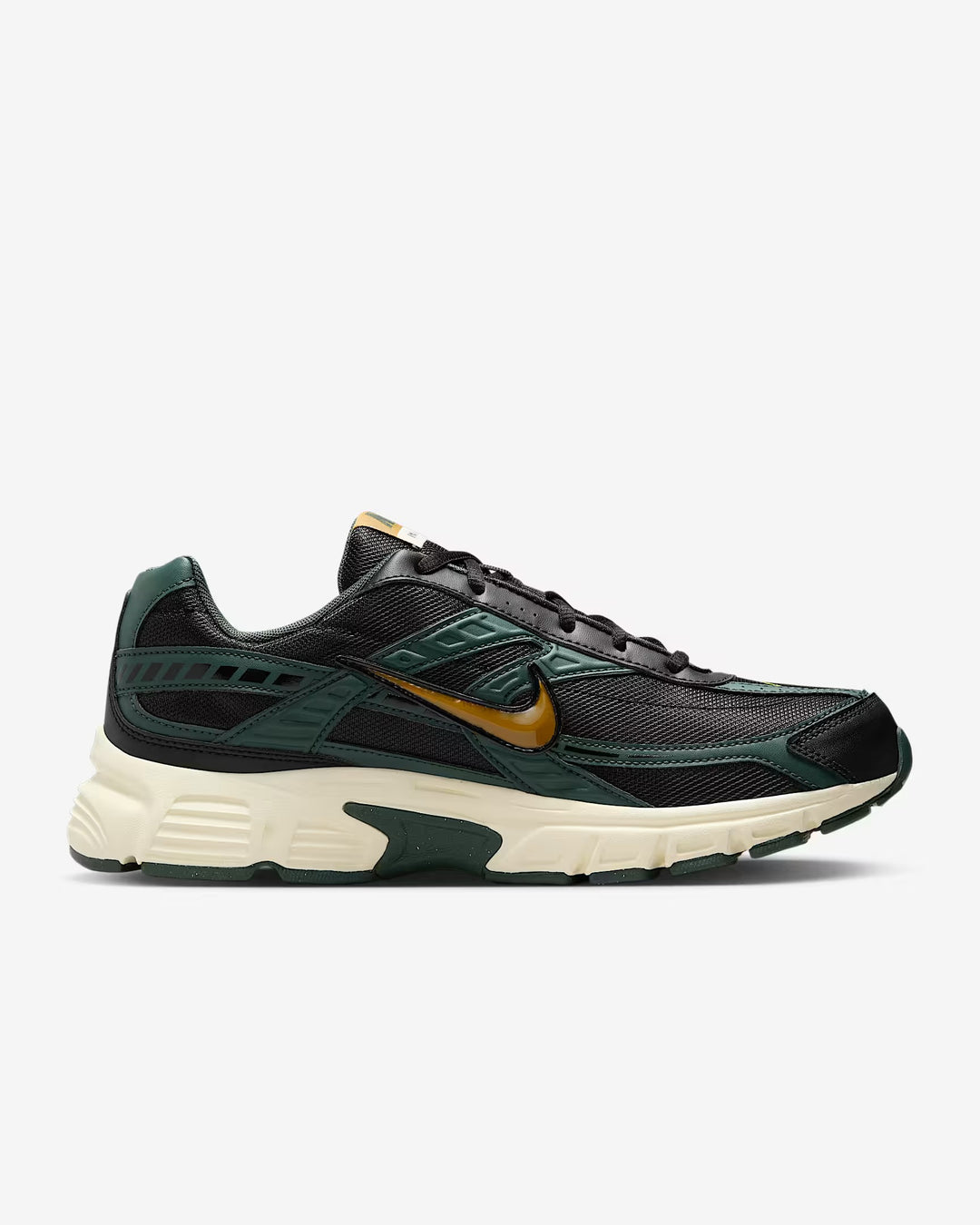Nike Men’s Initiator Trainers in Green