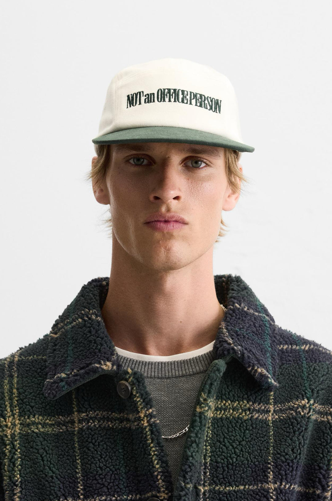 ZARA FLAT PEAK EMBROIDERED CAP WITH PRINT