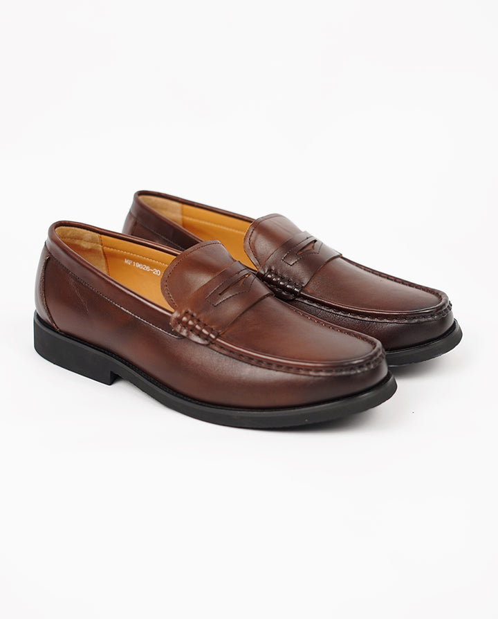 Garm Island Vintage Calf Leather Penny Loafers in Brown