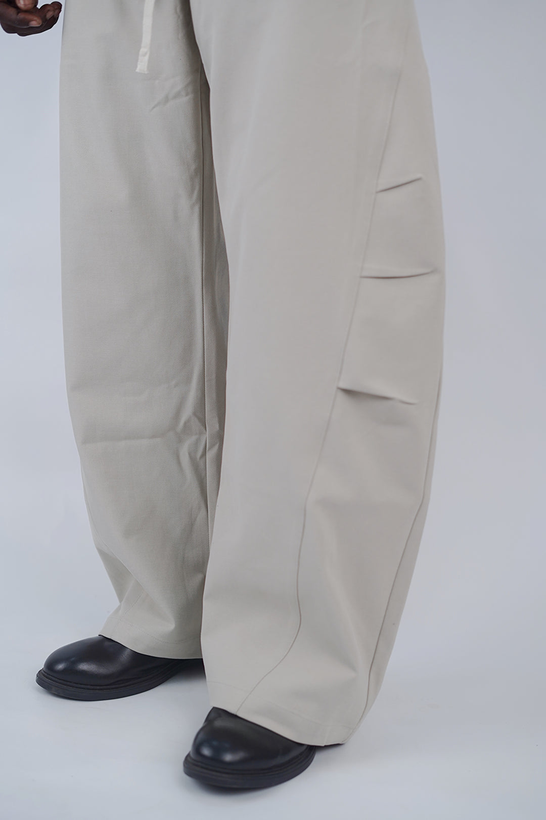 Garm Island Barrel Pants in Beige