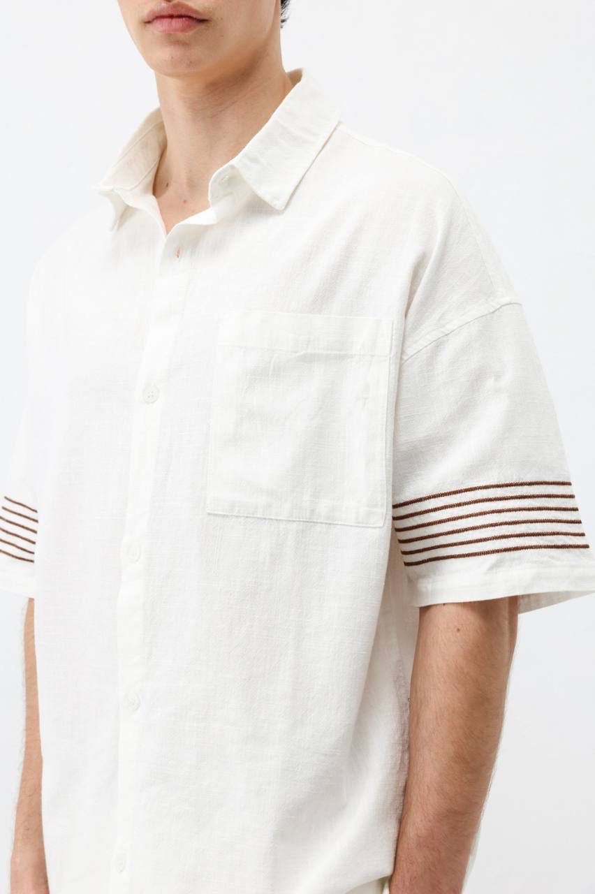 Vamos Short Sleeve Set in White