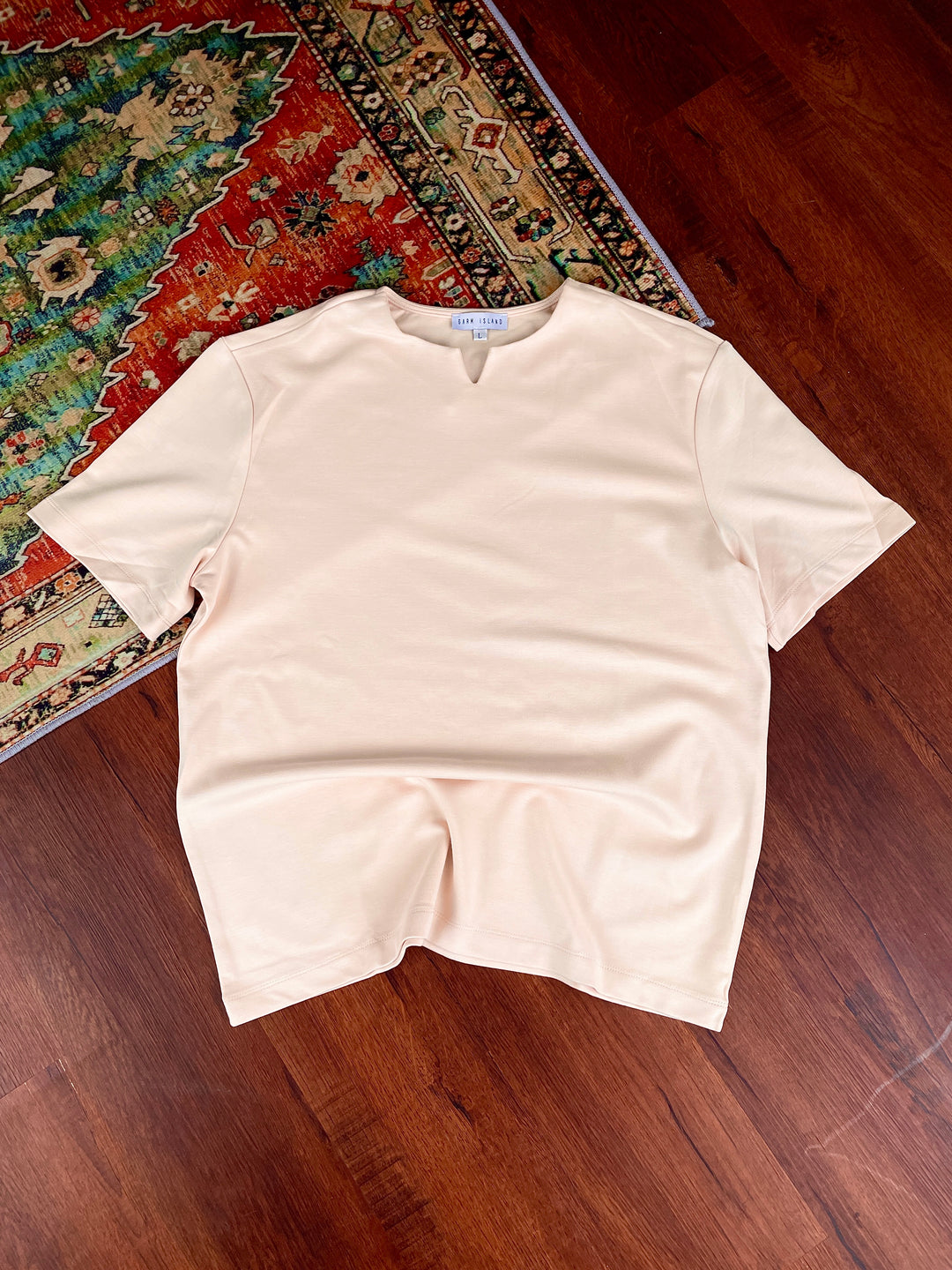 Garm Island Notch neck T-shirt in baby pink